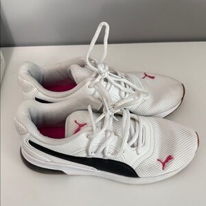 Puma White and Black Athletic Shoes with Pink Accents